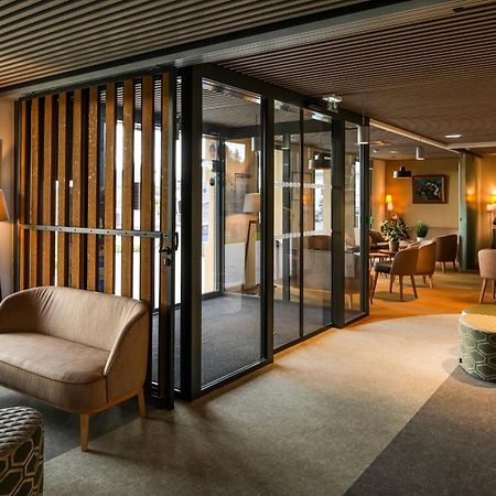 Brit Hotel Ploermel - Hotel De L'Hippodrome Екстериор снимка